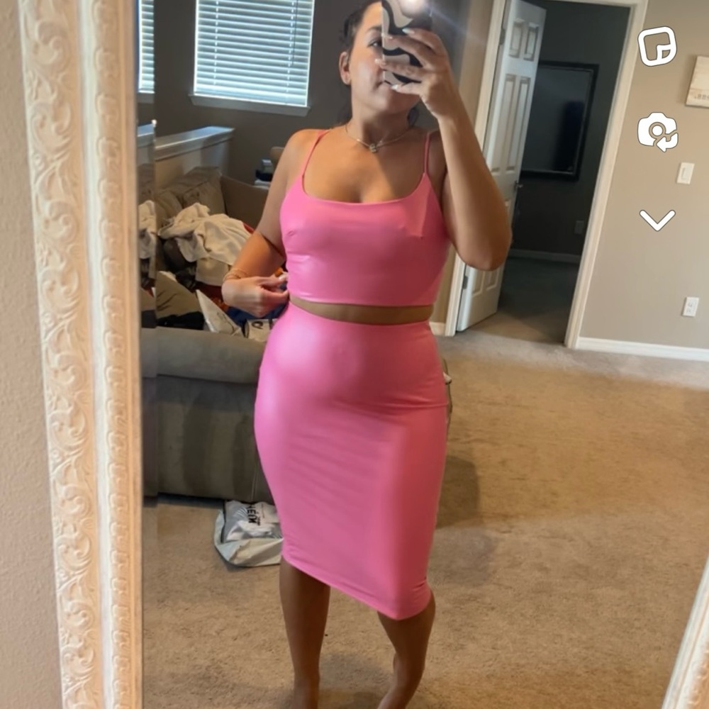 Two piece set